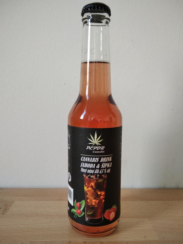 CANNABIS DRINK Jahodový vinný nápoj s konopou a prírodnou príchuťou z kvetov šípky, obohatené  o extrakt z konopy siatej ( Cannabis sativa L.) Alk.6,5% obj. - PEPDR - PEPDR